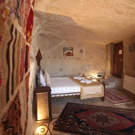 Hotell Emit Cave 2*