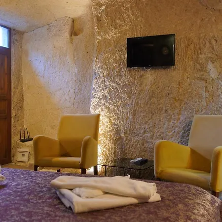 Hotell Emit Cave