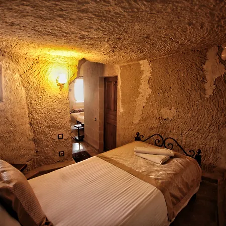 Emit Cave Hotel