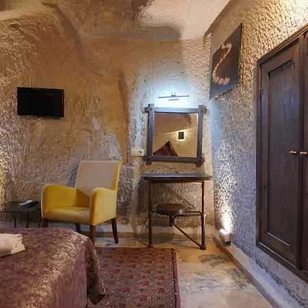 Emit Cave Hotel